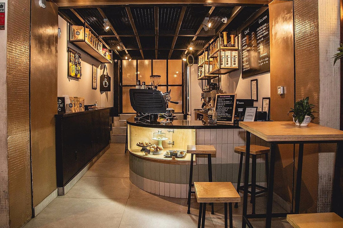 Café ao Léu storefront in Copacabana